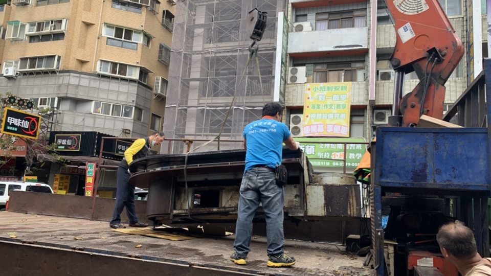 專業吊車搬運 專業吊車搬運
